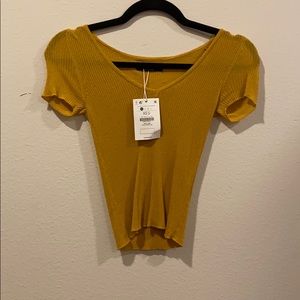 cute yellow top